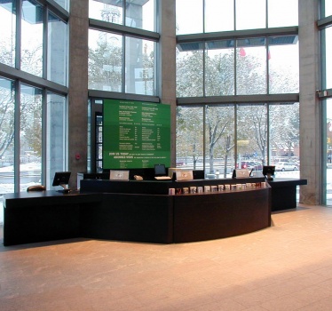 National Gallery of Canada, main entrance desk
