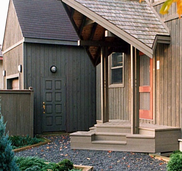 Porch addition, private residence, Britannia Village, Ottawa
