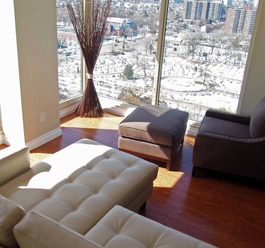 Realtor staging, 3-bed high-rise condominium, Ottawa