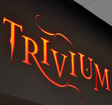 Trivium, Rideau Centre, Ottawa, branding signage